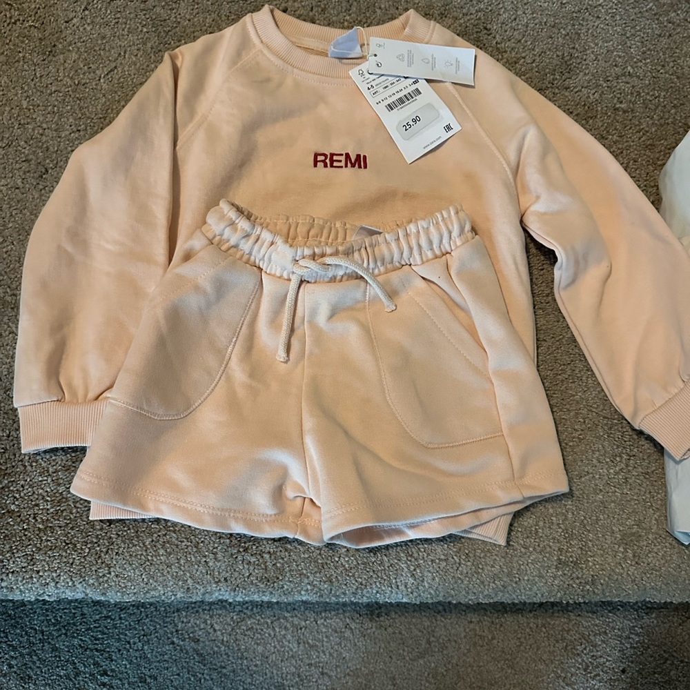 5T Zara Sweatshirt and matching sweatshorts